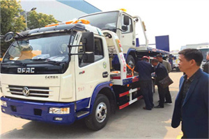 薛城汽车道路救援拖车价格